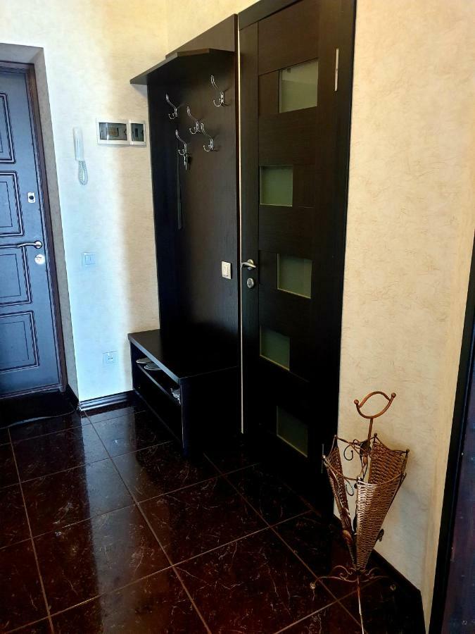 Elena'S Holiday Apartment Kamyanets-Podilski Dış mekan fotoğraf